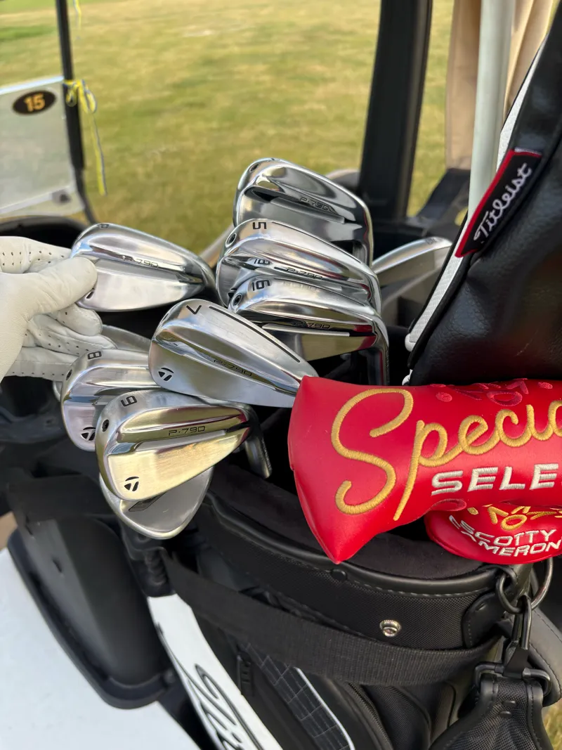 TaylorMade Järnset Silver P790 4-P