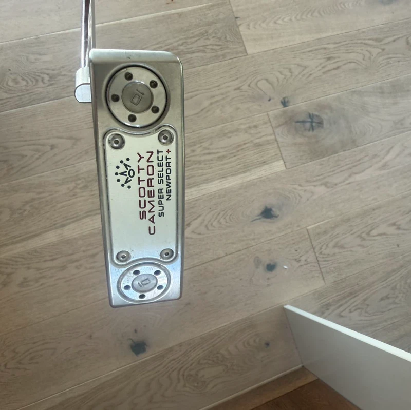 Scotty Cameron Super Select Newport Plus 35”