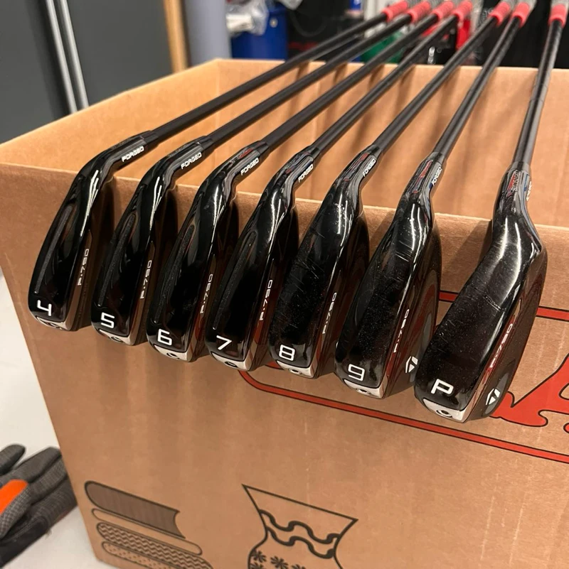 TaylorMade Jarnset Svart P790 Black 4-P KBS Skaft