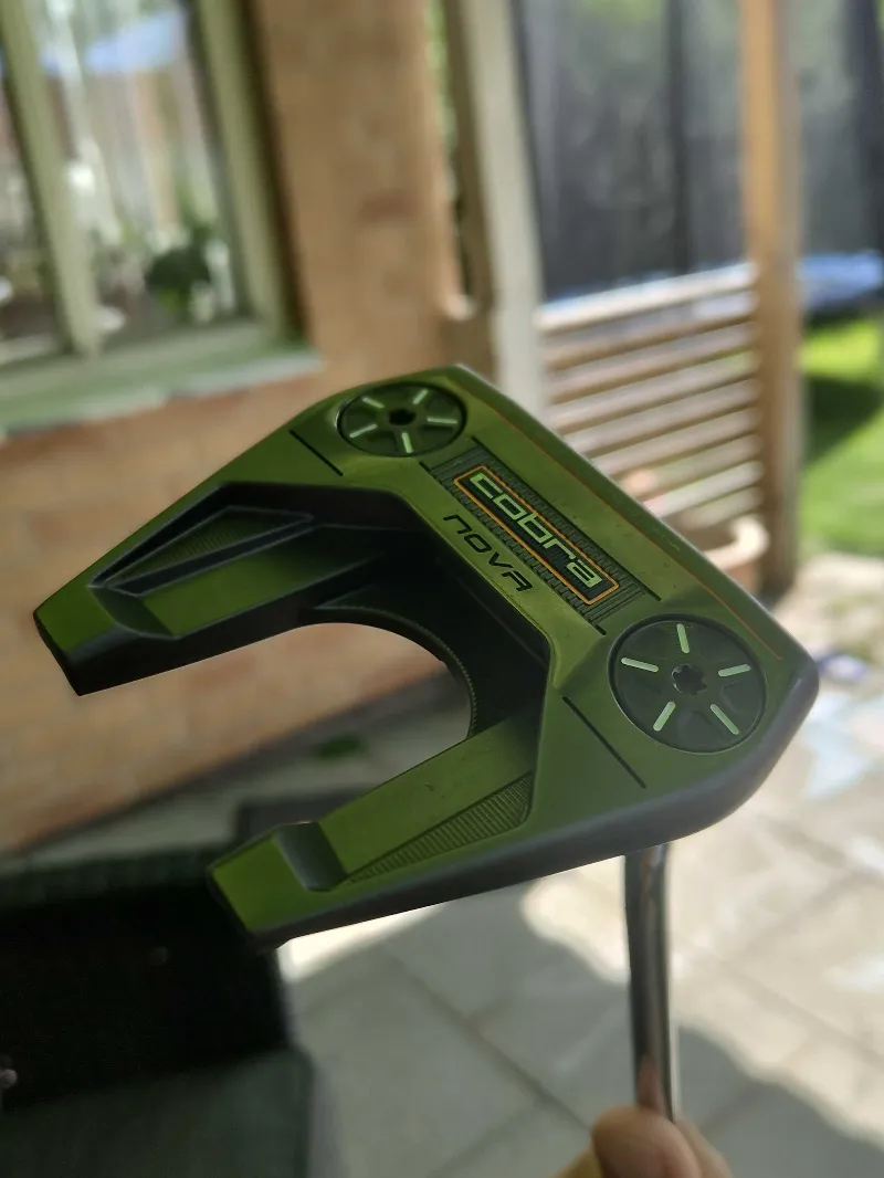Cobra Nova putter bytes