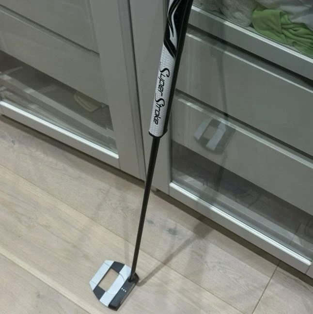 Odyssey jailbird AI-one cruiser