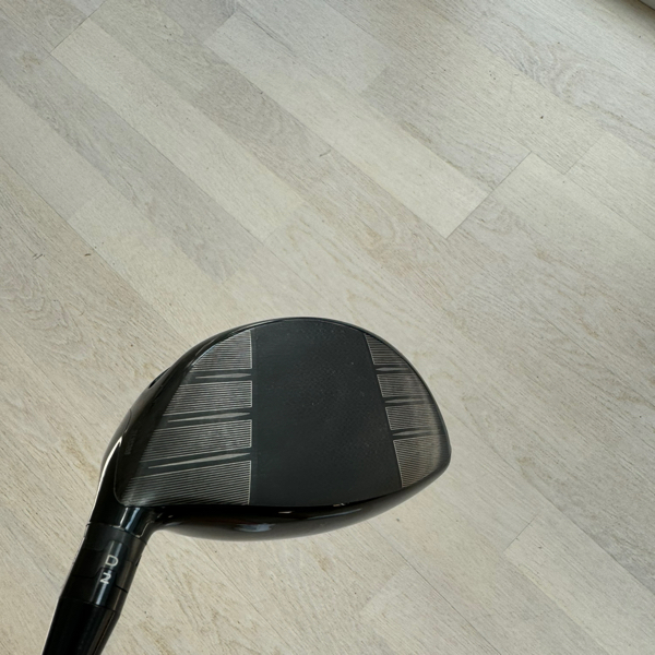 Titleist TSR3 Driver 10 grader med Stiff skaft thumbnail 2