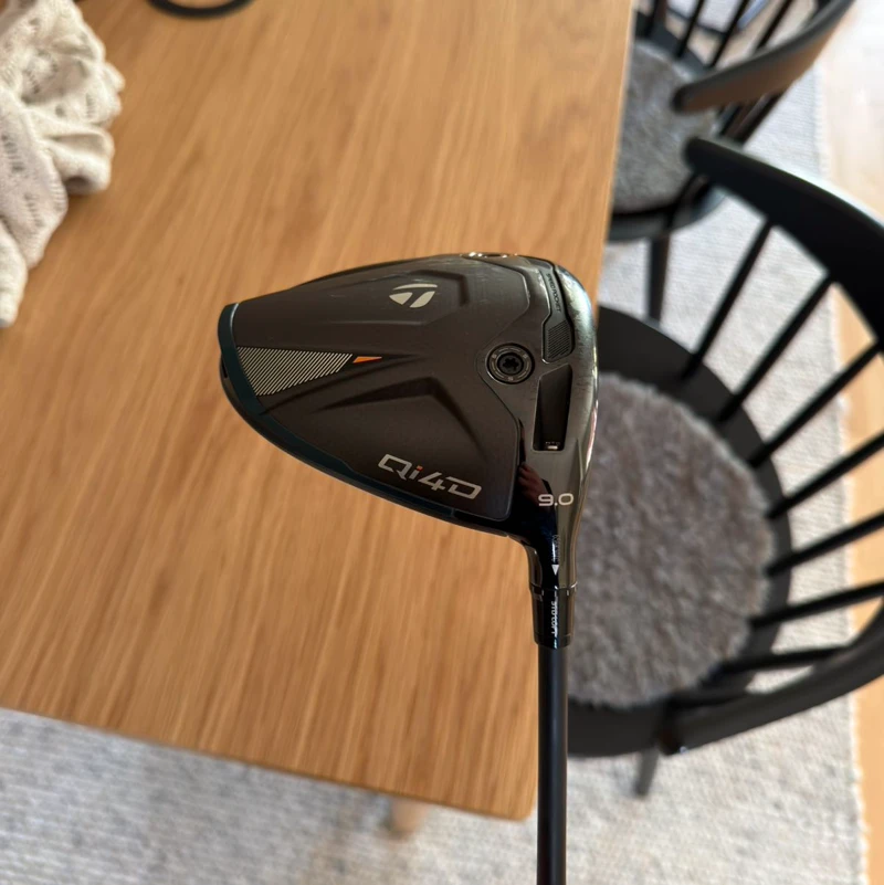 Qi4D driver 9* X-Stiff