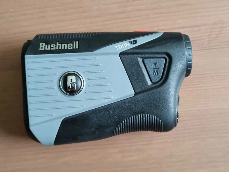Bushnell Tour V5