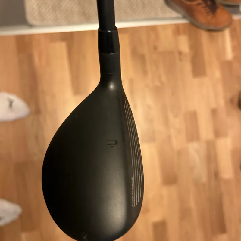 Cobra Darkspeed Black Hybrid 5 24’ thumbnail 2