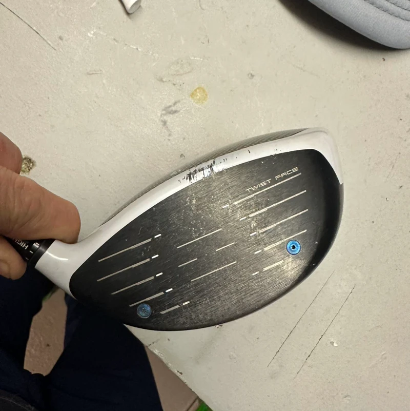 TaylorMade SIM Max driver thumbnail 2