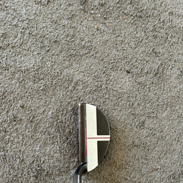 Odyssey O-works #9 heel putter thumbnail 5
