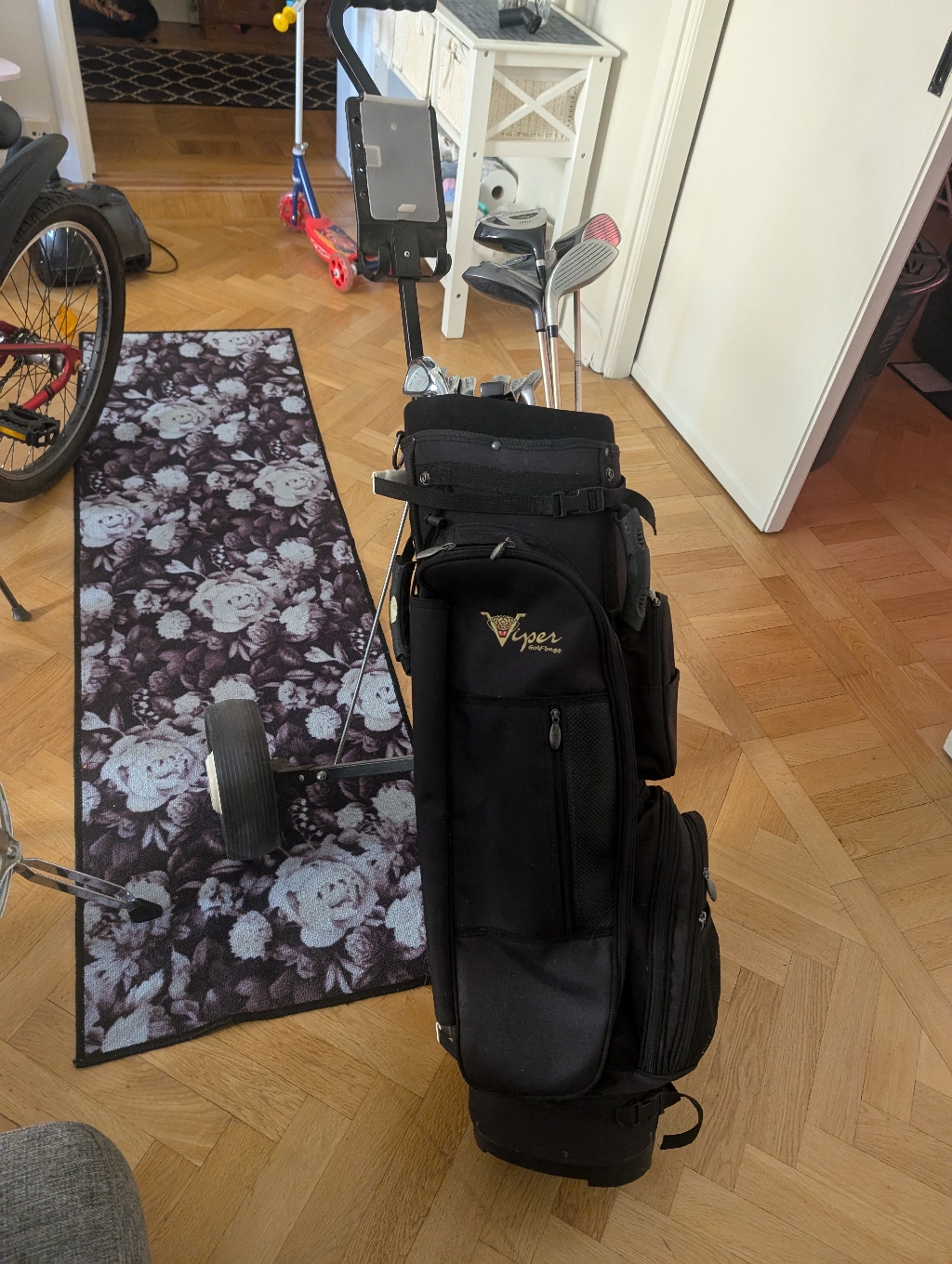 Golfset inkl vagn och väska. thumbnail 3