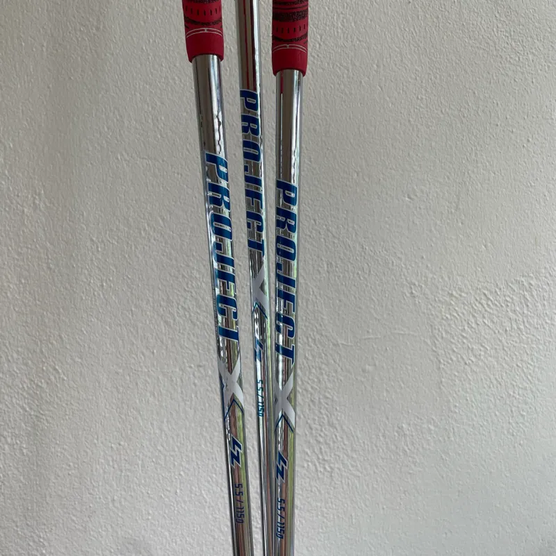 Titleist T100