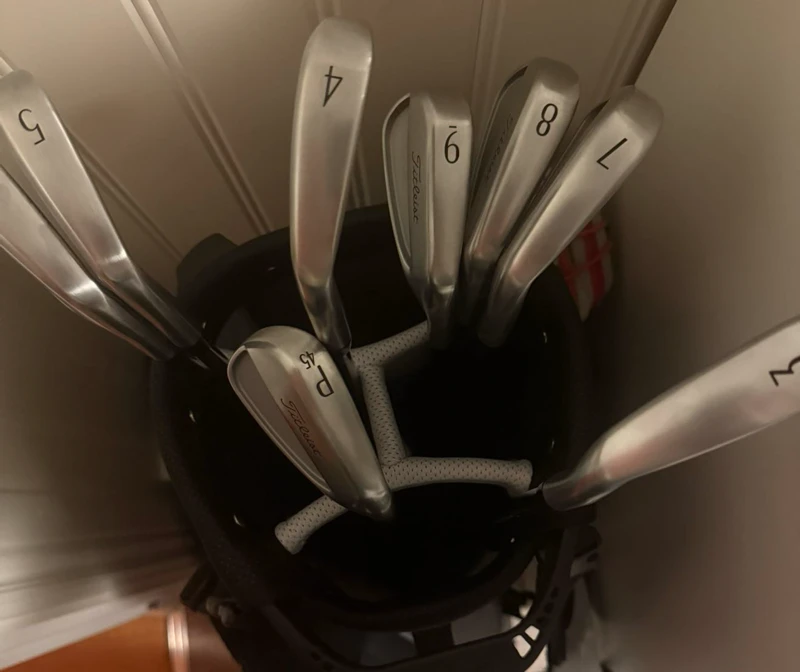 Titleist T250/100 2025