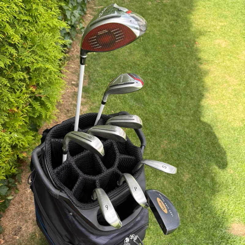 TaylorMade Stealth damset med grafitskaft,
