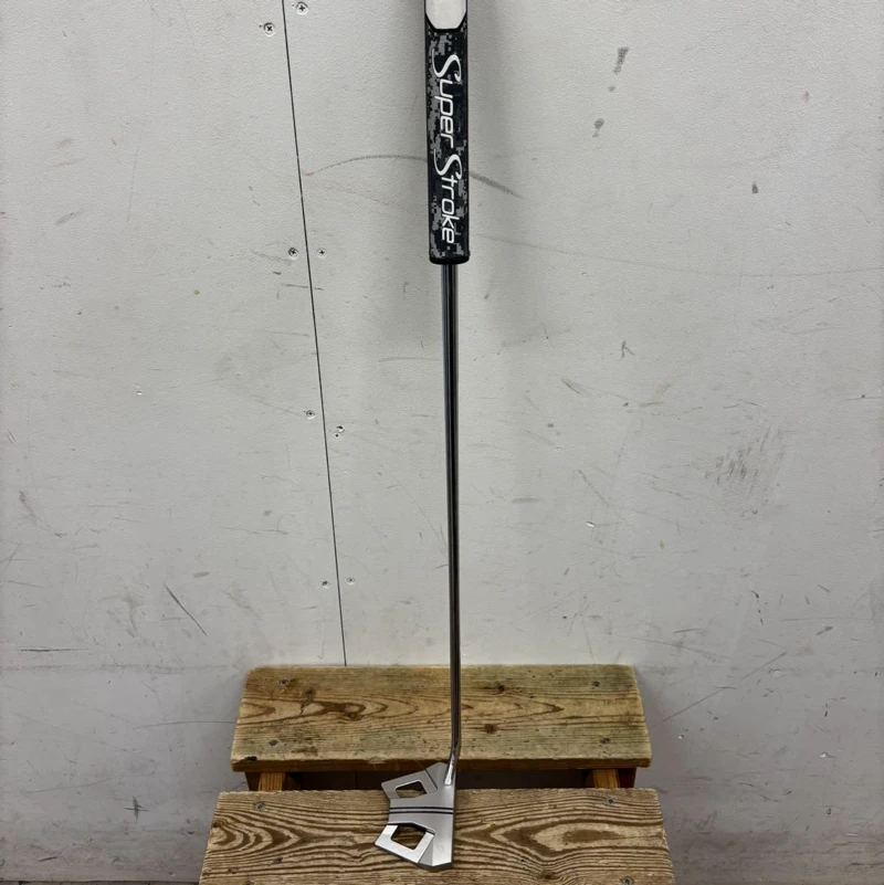 Scotty Cameron Phantom 9
