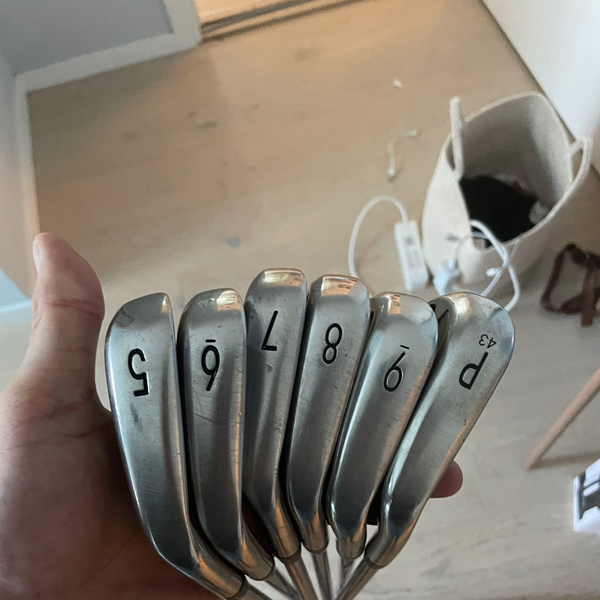 Titleist T300 thumbnail 2