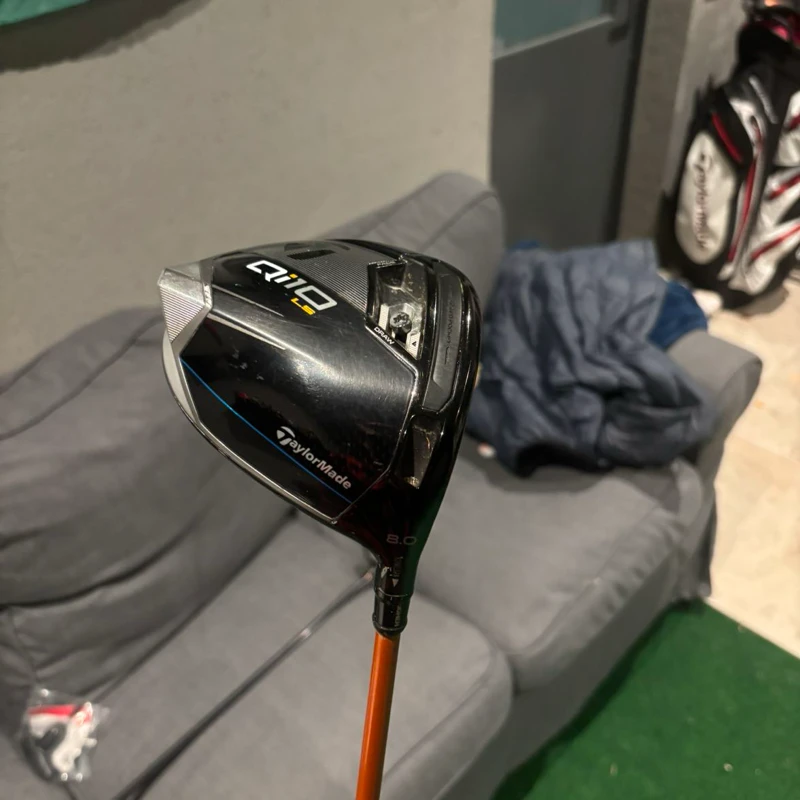 Taylormade Qi10 LS 8.0 med ett Tour adi x7 skaft