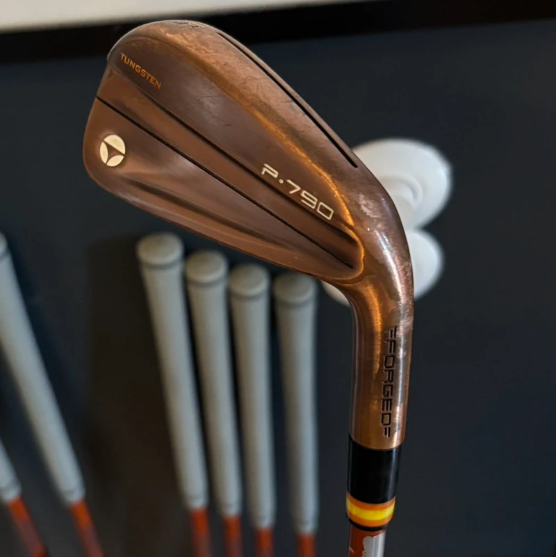 Taylormade P790 4-PW