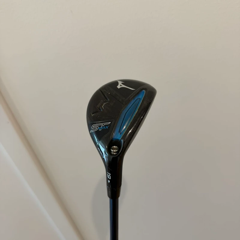 Mizuno ST Max hybrid