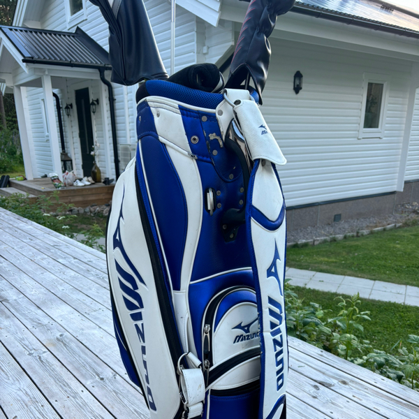 Mizuno tourbag thumbnail 2