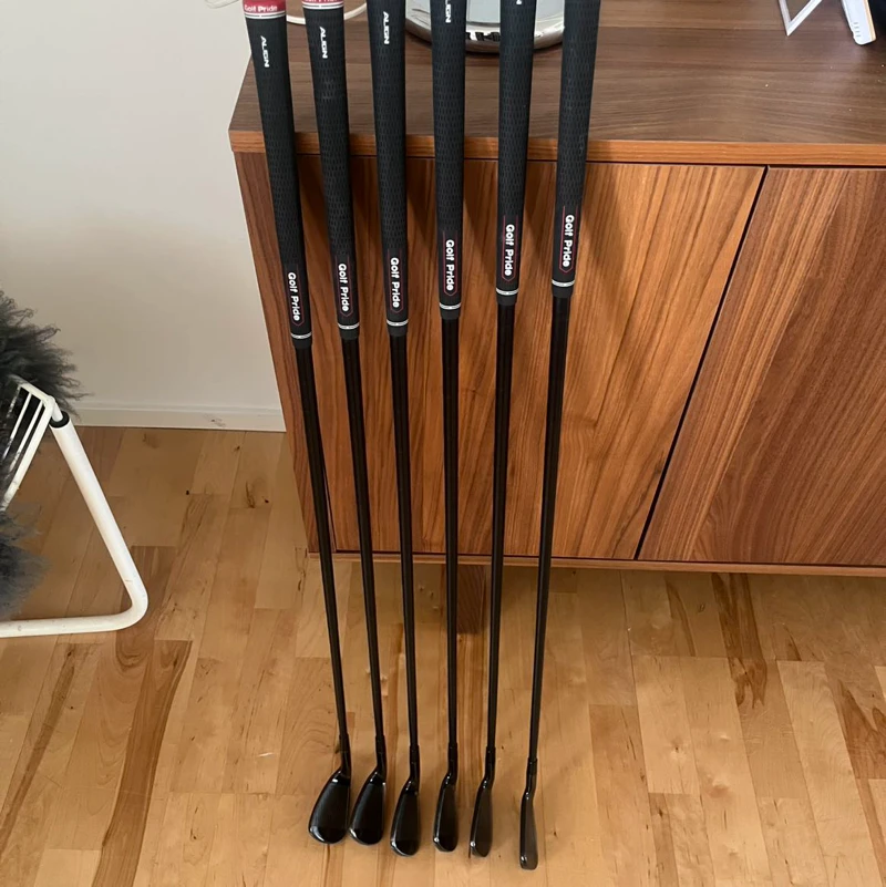 Taylormade P790 Black P-5