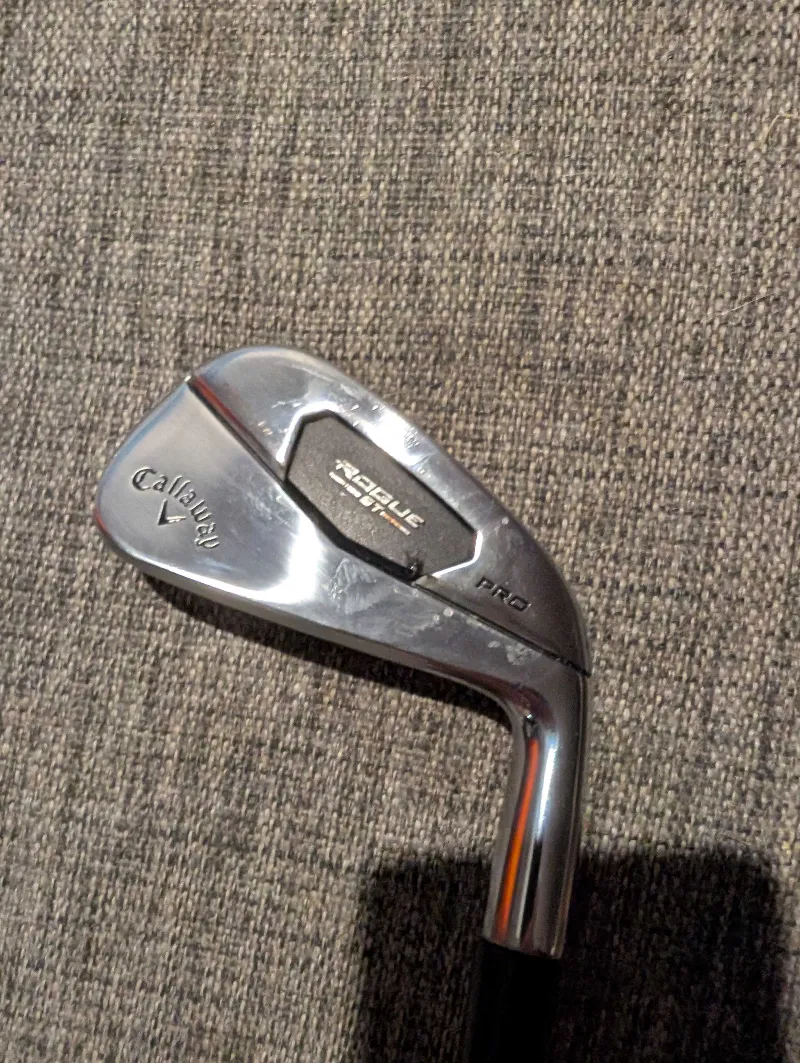 Callaway Rogue ST Pro 4-pw