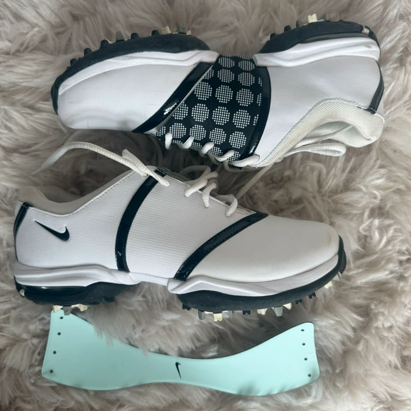 Wmns Nike air embellish