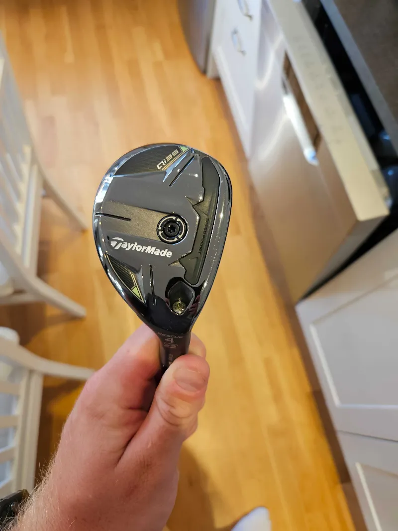 Taylormade qi35 hybrid 4a