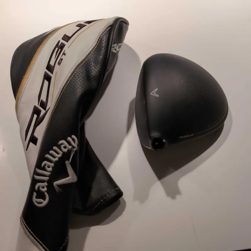 Callaway Rogue ST LS Driver med 9.0 graders