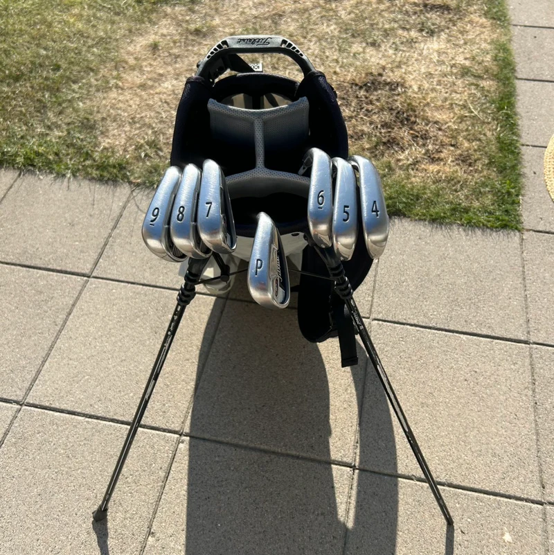 TITLEIST AP1 P-4