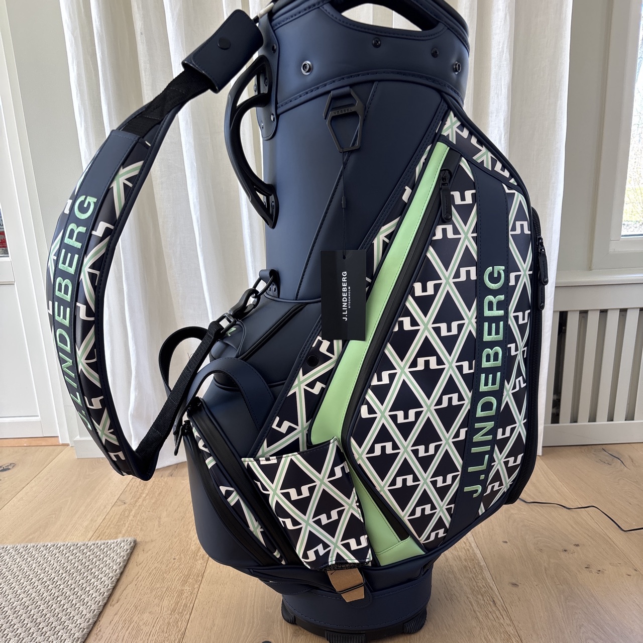 Fabriksny J Lindeberg Staff Bag Print -38% thumbnail 2