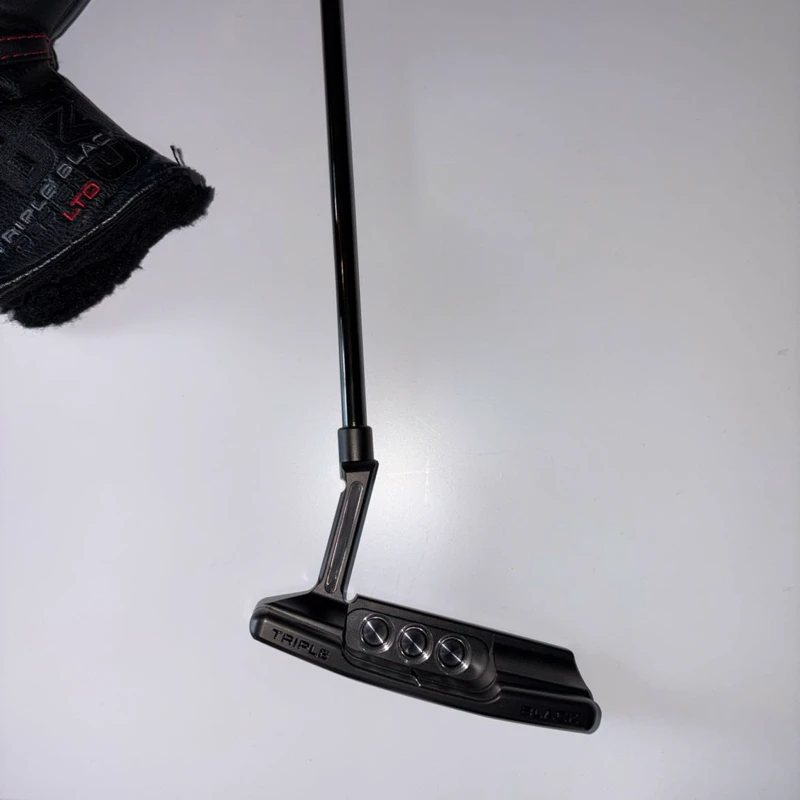 Scotty Cameron Triple Black LTD, Newport 2, 33” thumbnail 2