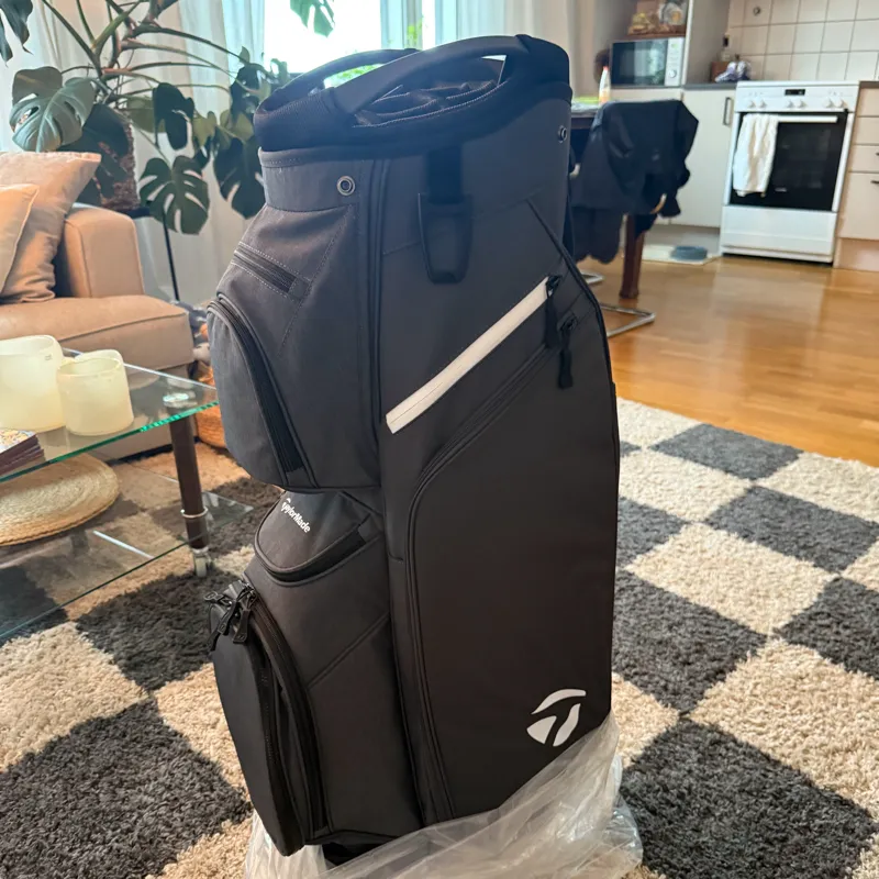 Taylormade vagnbag x 2