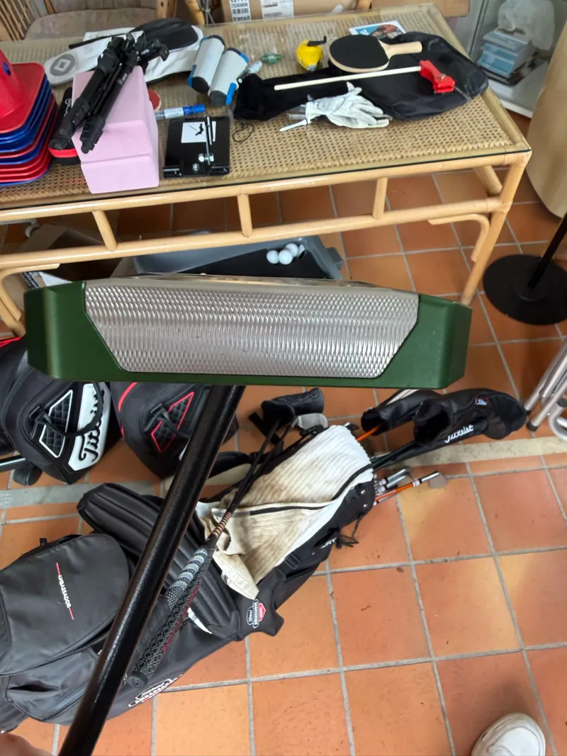 L.A.B PUTTER DF3i med grönt huvud.