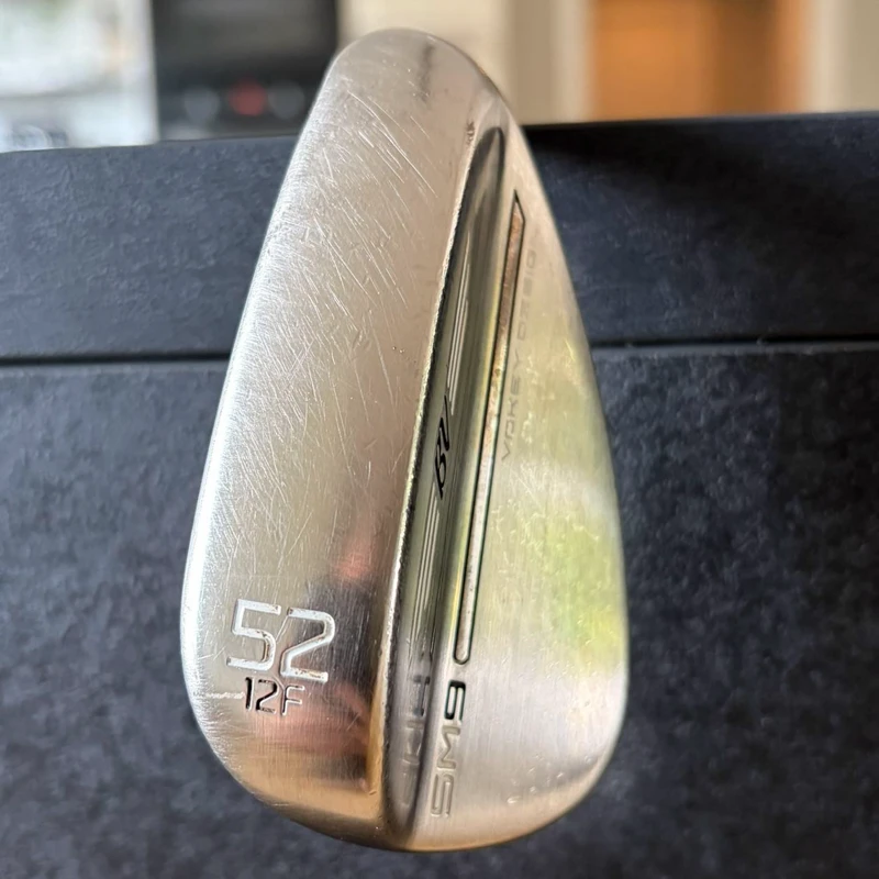 Titleist Vokey SM9 52° Wedge (F-Grind)