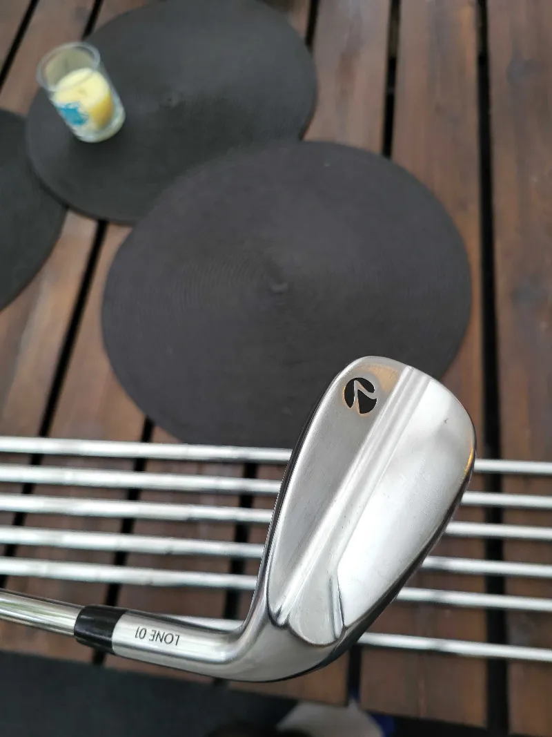 LONE GOLF 01