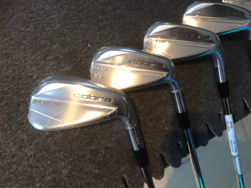 Cobra King Tec Silver Forged - Stålskaft kbs