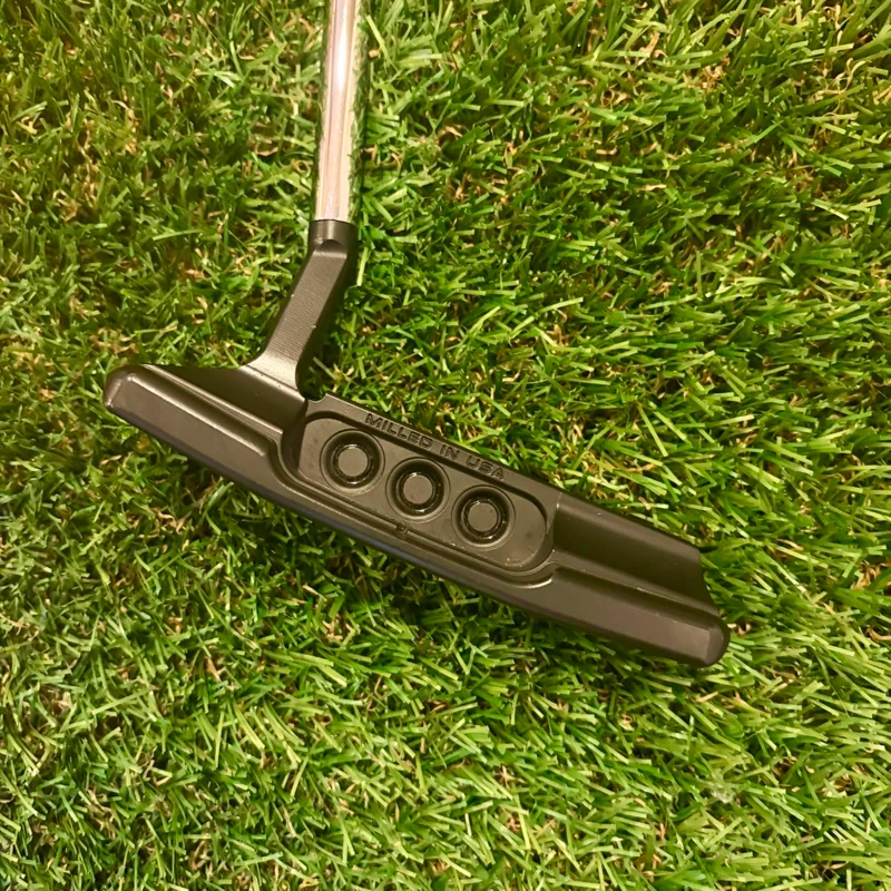 Scotty cameron special select newport 2.5