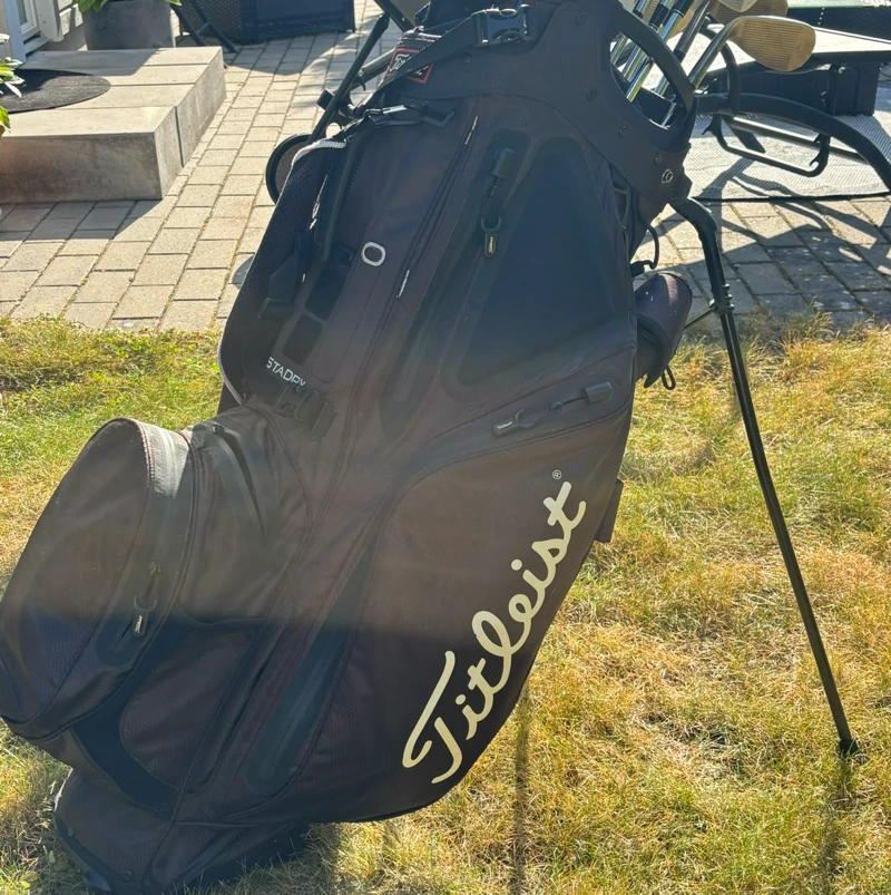 Titleist stadry 14 hybrid bärbag