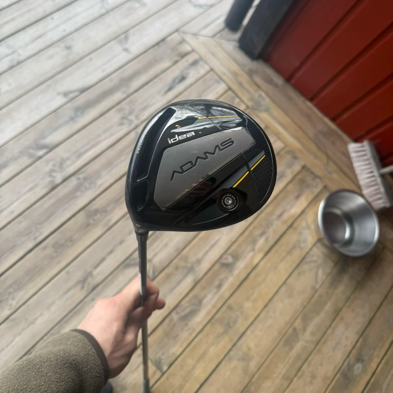 Adams Idea Driver with Helium 54F shaft.