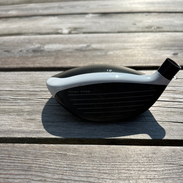 Taylormade Sim2 Titanium FW3 thumbnail 2