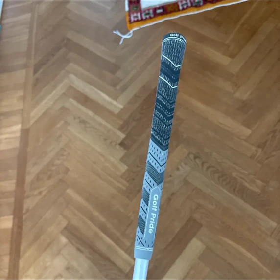 TaylorMade SIM2 Max Driver, Graphite Design Shaft thumbnail 4