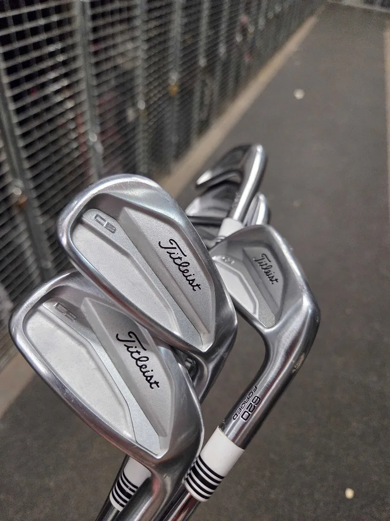 Titleist 620 cb 4-p