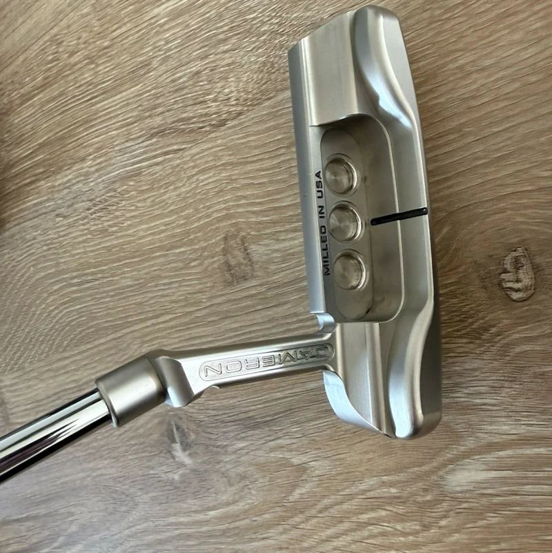 Scotty Cameron Super Select Newport 34”