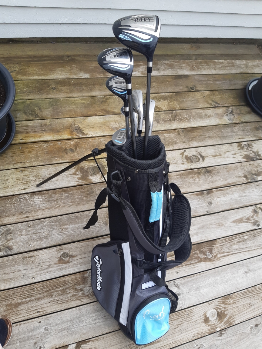 Säljer Junior Golfset  thumbnail 2