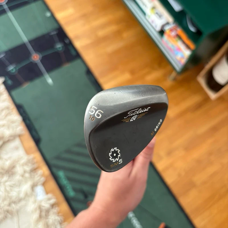 Titleist Vokey SM5 5610 M